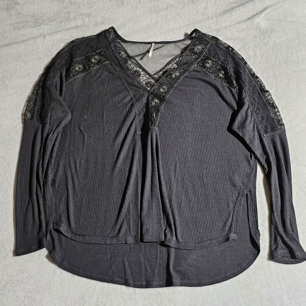 Free People Lola Long Sleeve Lace V Neck Black Tee Women's Size XS Lightweight - Picture 4 of 7